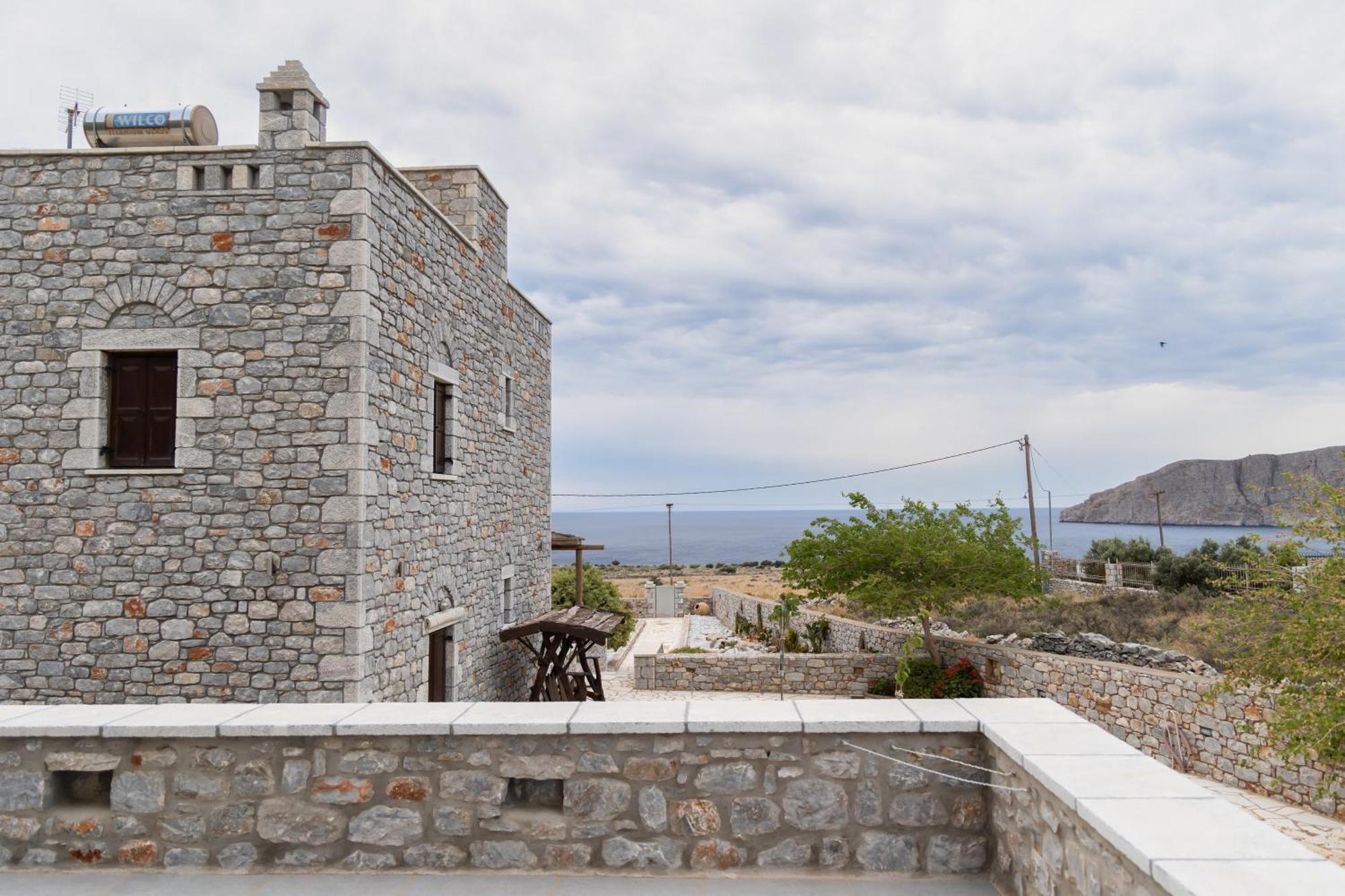 Апарт отель Armenopetra View Gerolimenas Agios Nikolaos  Экстерьер фото